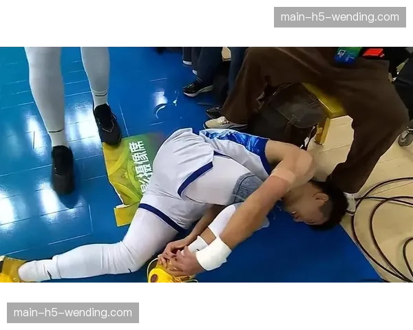 广厦卫冕之路突遭重创 胡金秋肩部拉伤三巨头全部伤停